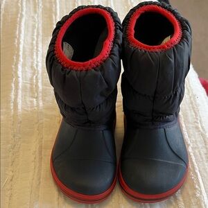 Crocs kids boots size C6